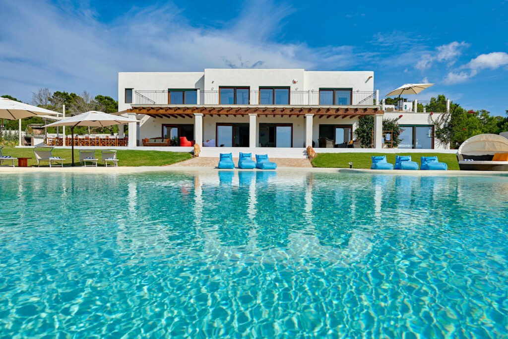 Encanto-cala-comte_Poolbereich-1
